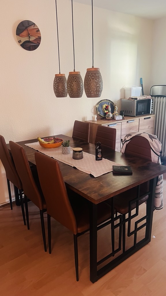 Möbliertes WG-Zimmer mit Garten in Dossenheim bei Heidelberg – nur für Studierende